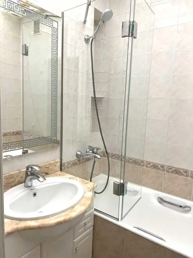 Фото Rent a 3-room apartment, Lesi Ukrainky Boulevard 21Б Kyiv for long-term rent, price: 35000 UAH, code 7978