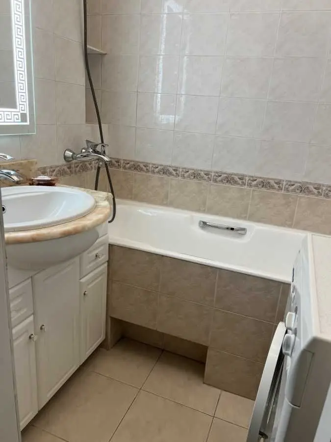 Фото Rent a 3-room apartment, Lesi Ukrainky Boulevard 21Б Kyiv for long-term rent, price: 35000 UAH, code 7978