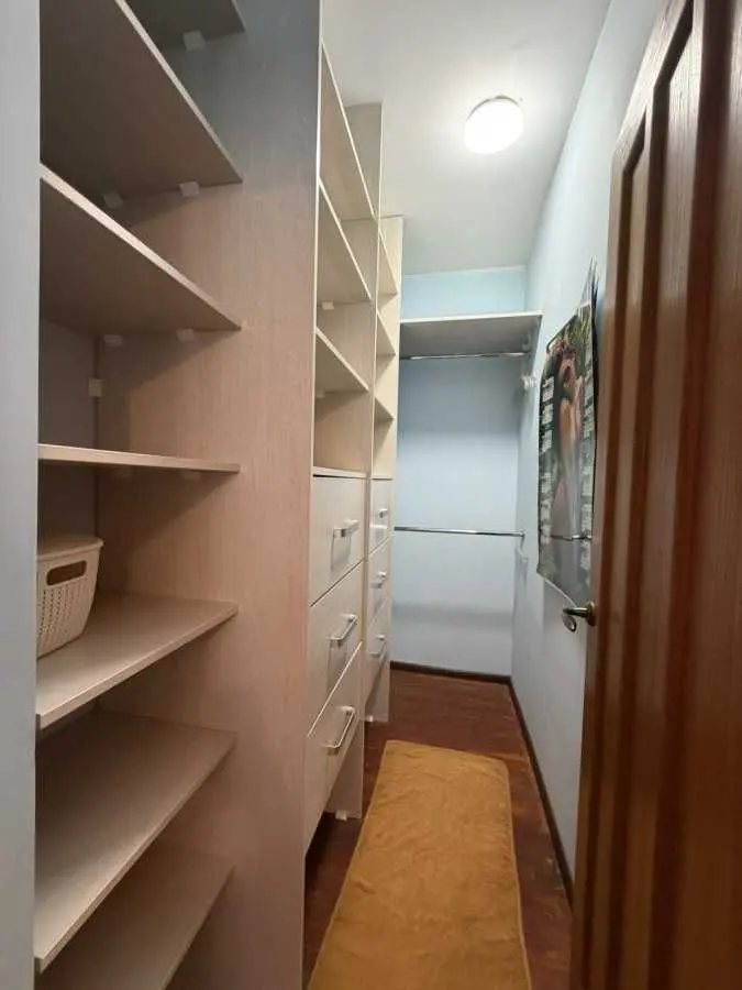 Фото Rent a 4-room apartment, Boryspilska Street 6 Kyiv for long-term rent, price: 20000 UAH, code 7982