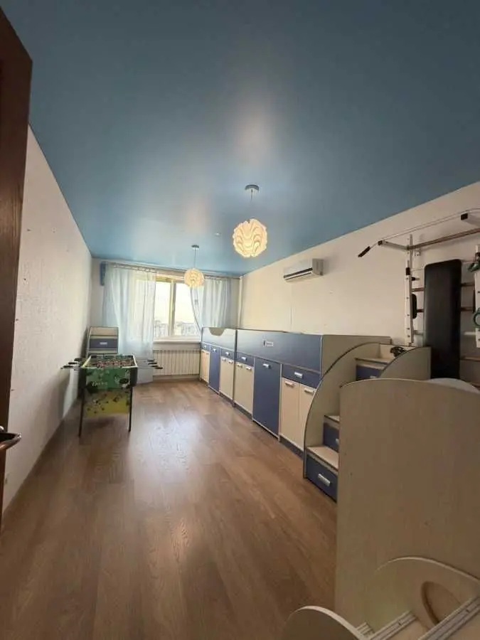 Фото Rent a 4-room apartment, Boryspilska Street 6 Kyiv for long-term rent, price: 20000 UAH, code 7982