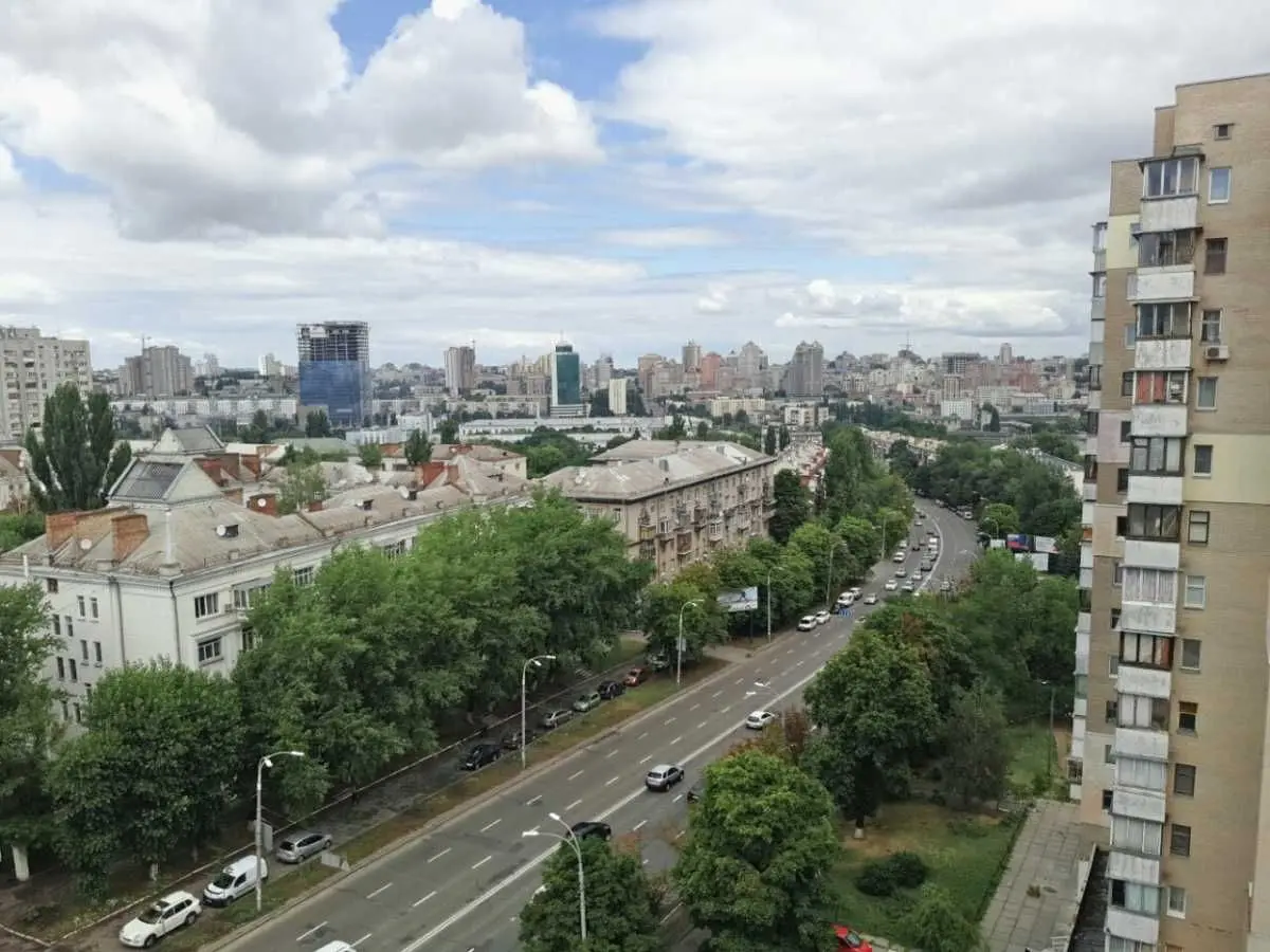 Фото Снять 3-комнатную квартиру, Победы просп. 17 Киев в долгосрочную аренду, цена: 17000 UAH, код 7988