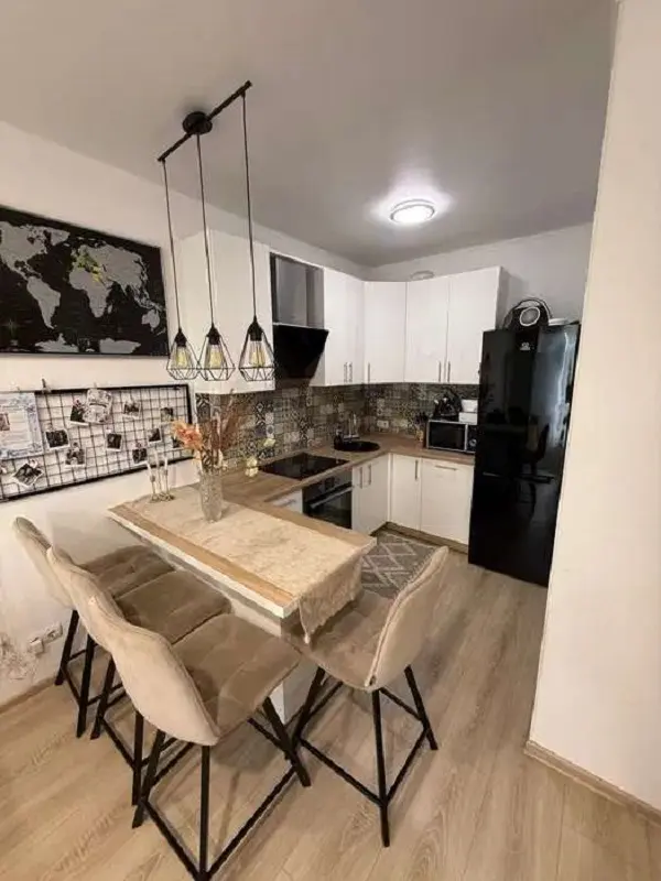 Фото Продаю 1 кімнатну квартиру, 42 кв. м, Регенераторна вул. 4 к16-4 Київ, ціна: 95000 $, код 7998