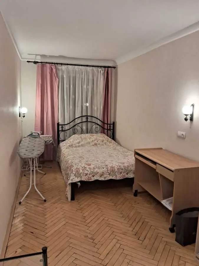Фото Зняти 2 кімнатну квартиру, Миру просп. 17 Київ в довгострокову оренду, ціна: 13000 UAH, код 7999