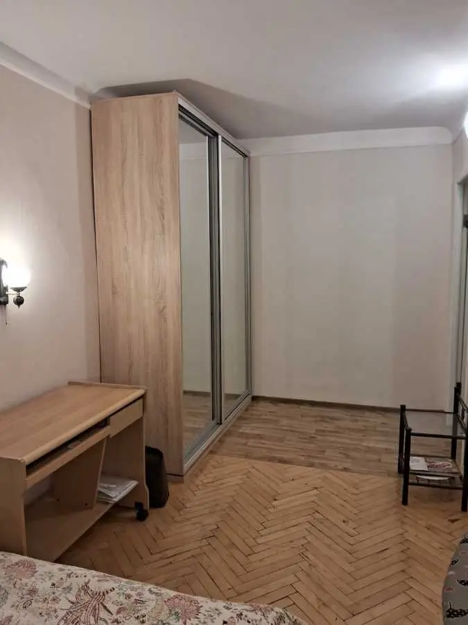 Фото Зняти 2 кімнатну квартиру, Миру просп. 17 Київ в довгострокову оренду, ціна: 13000 UAH, код 7999