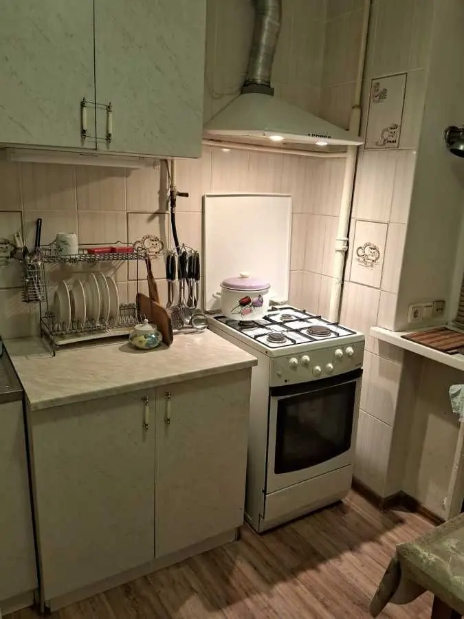 Фото Зняти 2 кімнатну квартиру, Миру просп. 17 Київ в довгострокову оренду, ціна: 13000 UAH, код 7999
