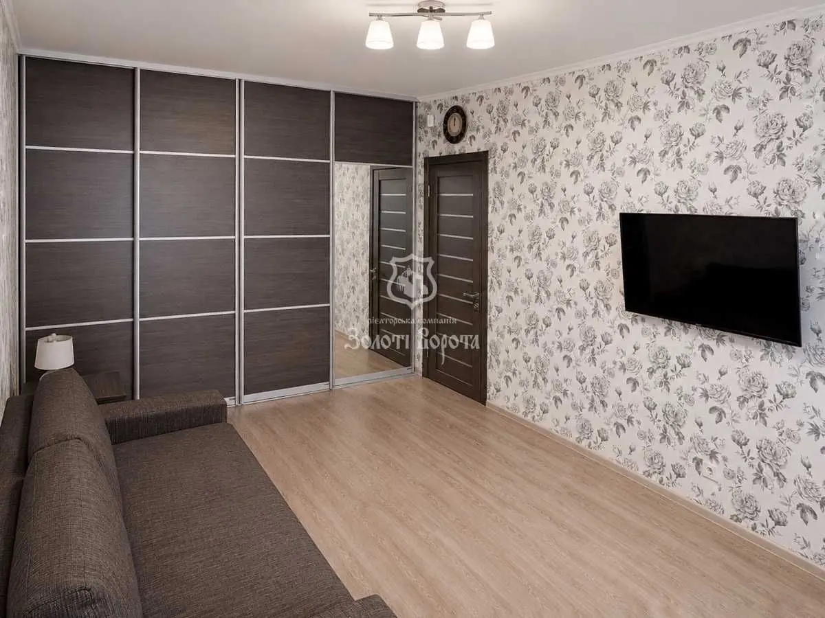 Фото Продаю 2 кімнатну квартиру, 55 кв. м, Науки просп. 88а Київ, ціна: 49000 USD, код 8005