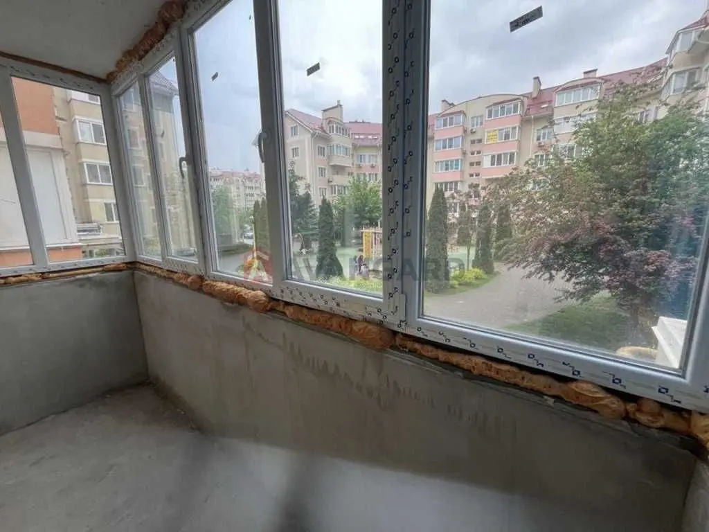 Фото Selling a 3-room apartment, 108 sq.m., Lesi Ukrainky Boulevard 6б Svyatopetrivske, price: 93000 USD, code 8006