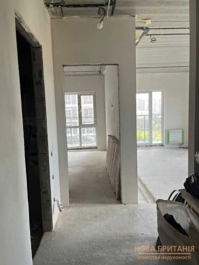 Фото Selling a 1-room apartment, 47.2 sq.m., Mykhaila Maksymovycha Street (Onufriia Trutenka Street)  Kyiv, price: 87000 USD, code 8013
