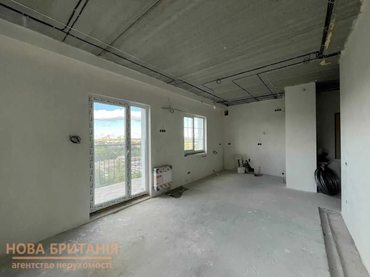 Фото Selling a 1-room apartment, 47.2 sq.m., Mykhaila Maksymovycha Street (Onufriia Trutenka Street)  Kyiv, price: 87000 USD, code 8013