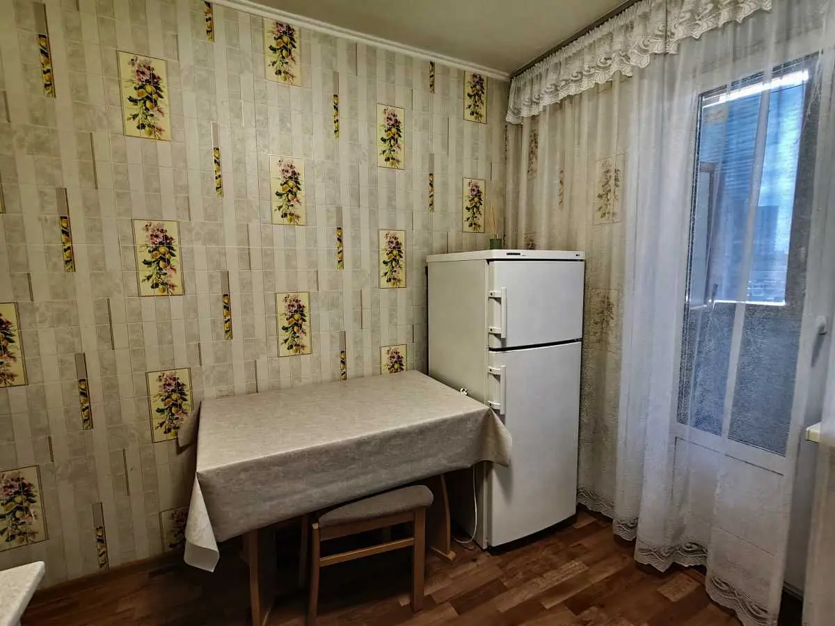 Фото Зняти 1 кімнатну квартиру, Голосіївський просп. (40-річчя Жовтня)  Київ в довгострокову оренду, ціна: 12000 UAH, код 8018