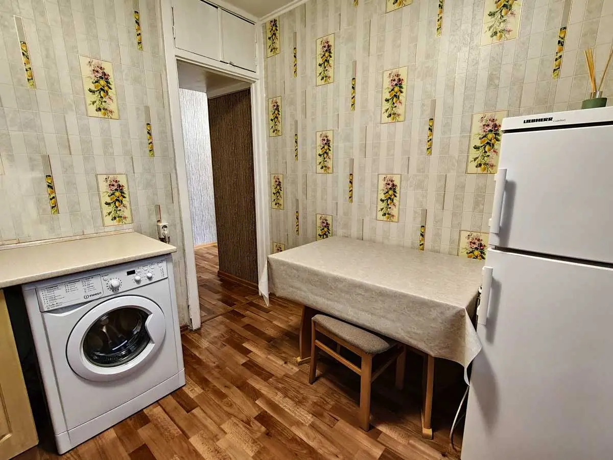 Фото Зняти 1 кімнатну квартиру, Голосіївський просп. (40-річчя Жовтня)  Київ в довгострокову оренду, ціна: 12000 UAH, код 8018