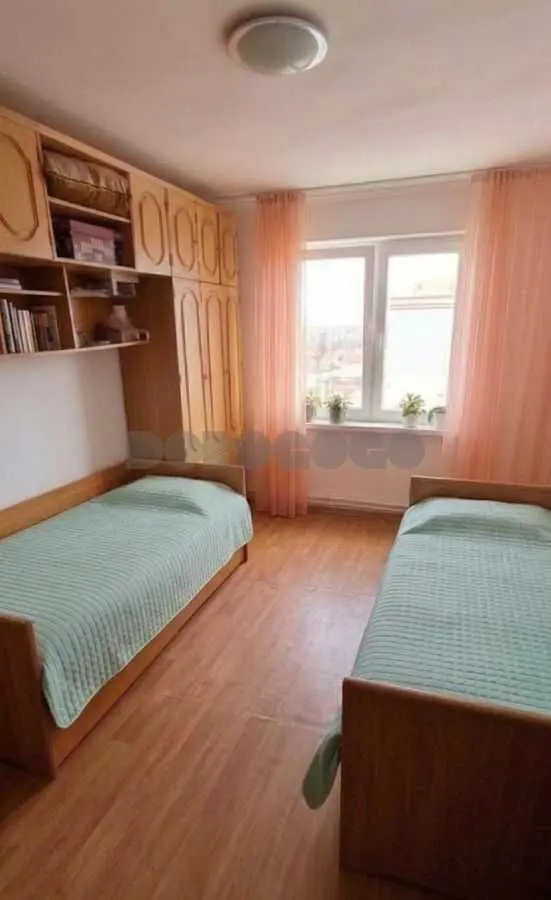 Фото Продаю 2 кімнатну квартиру, 65 кв. м, Софії Русової вул. 3А Київ, ціна: 75000 USD, код 8026