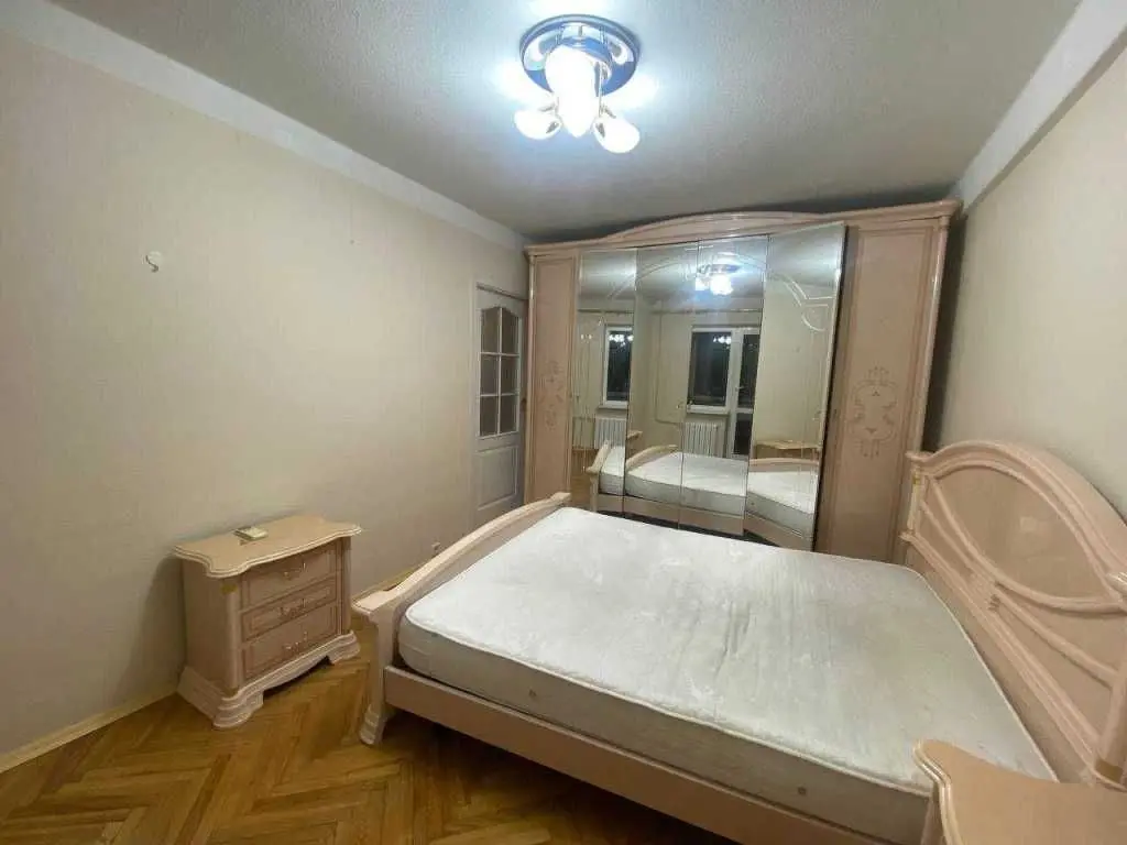 Фото Зняти 3 кімнатну квартиру, Київ в довгострокову оренду, ціна: 15000 UAH, код 8035