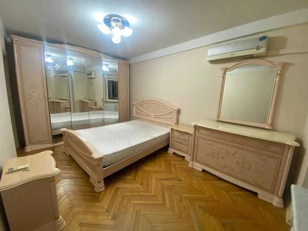 Фото Зняти 3 кімнатну квартиру, Київ в довгострокову оренду, ціна: 15000 UAH, код 8035