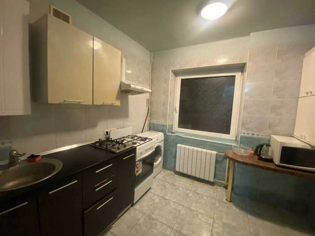 Фото Зняти 3 кімнатну квартиру, Київ в довгострокову оренду, ціна: 15000 UAH, код 8035