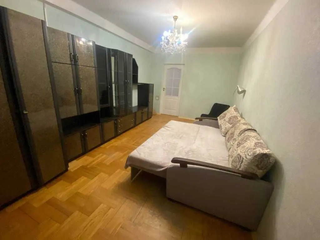 Фото Зняти 3 кімнатну квартиру, Київ в довгострокову оренду, ціна: 15000 UAH, код 8035
