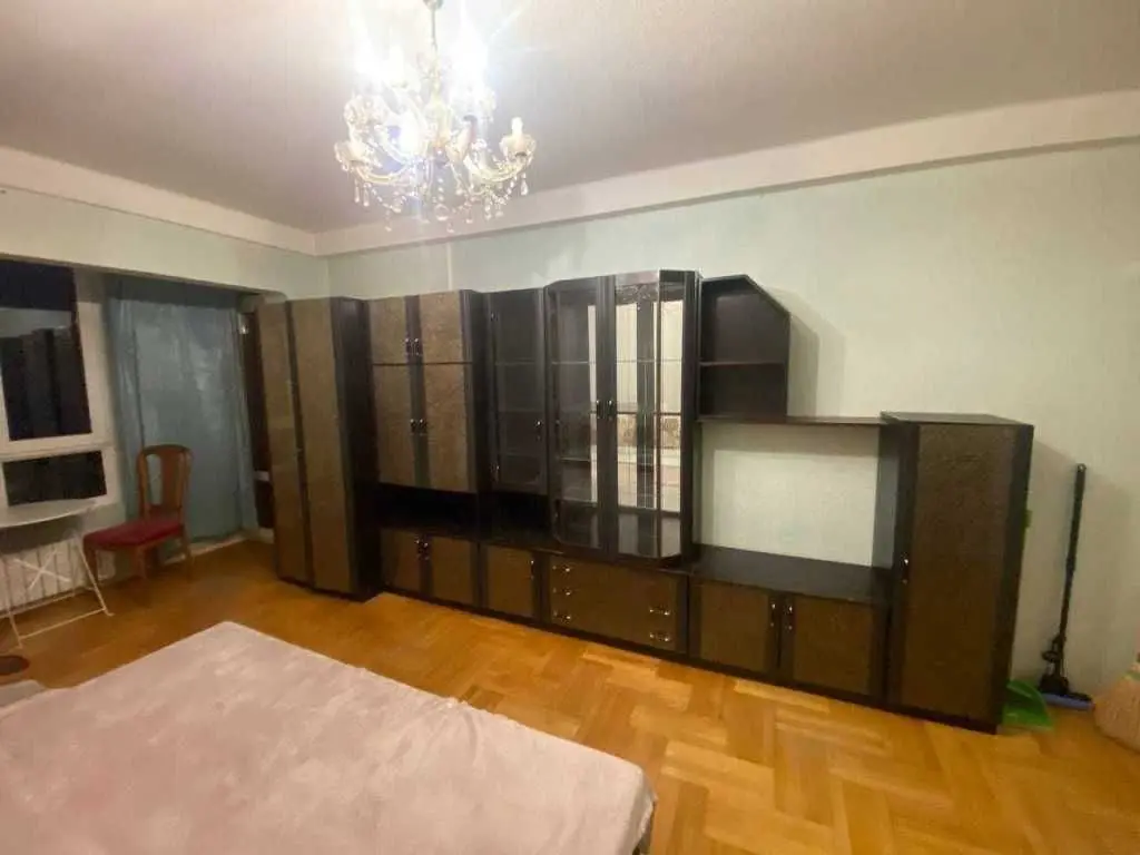 Фото Зняти 3 кімнатну квартиру, Київ в довгострокову оренду, ціна: 15000 UAH, код 8035