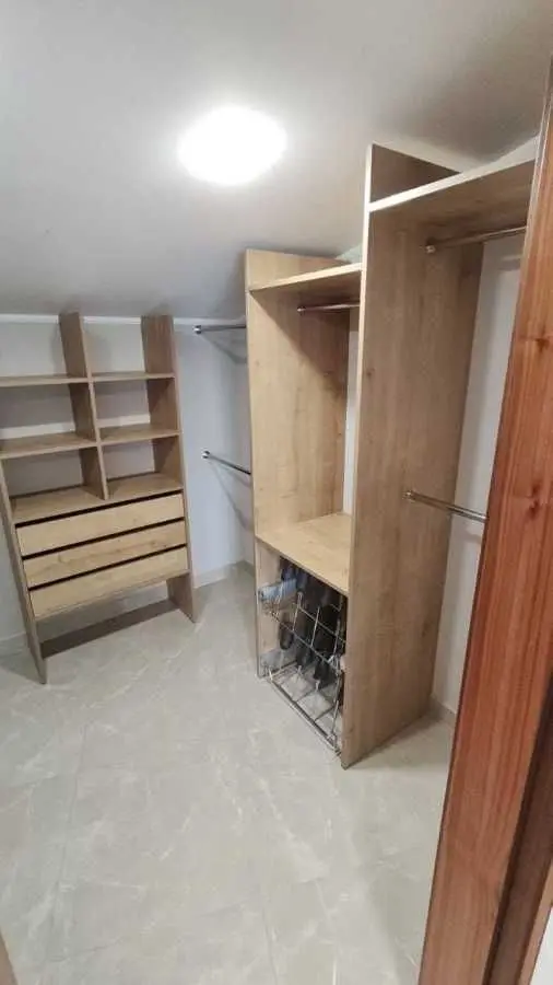 Фото Зняти 2 кімнатну квартиру, Пекарська вул.  Львів в довгострокову оренду, ціна: 1500 USD, код 8039