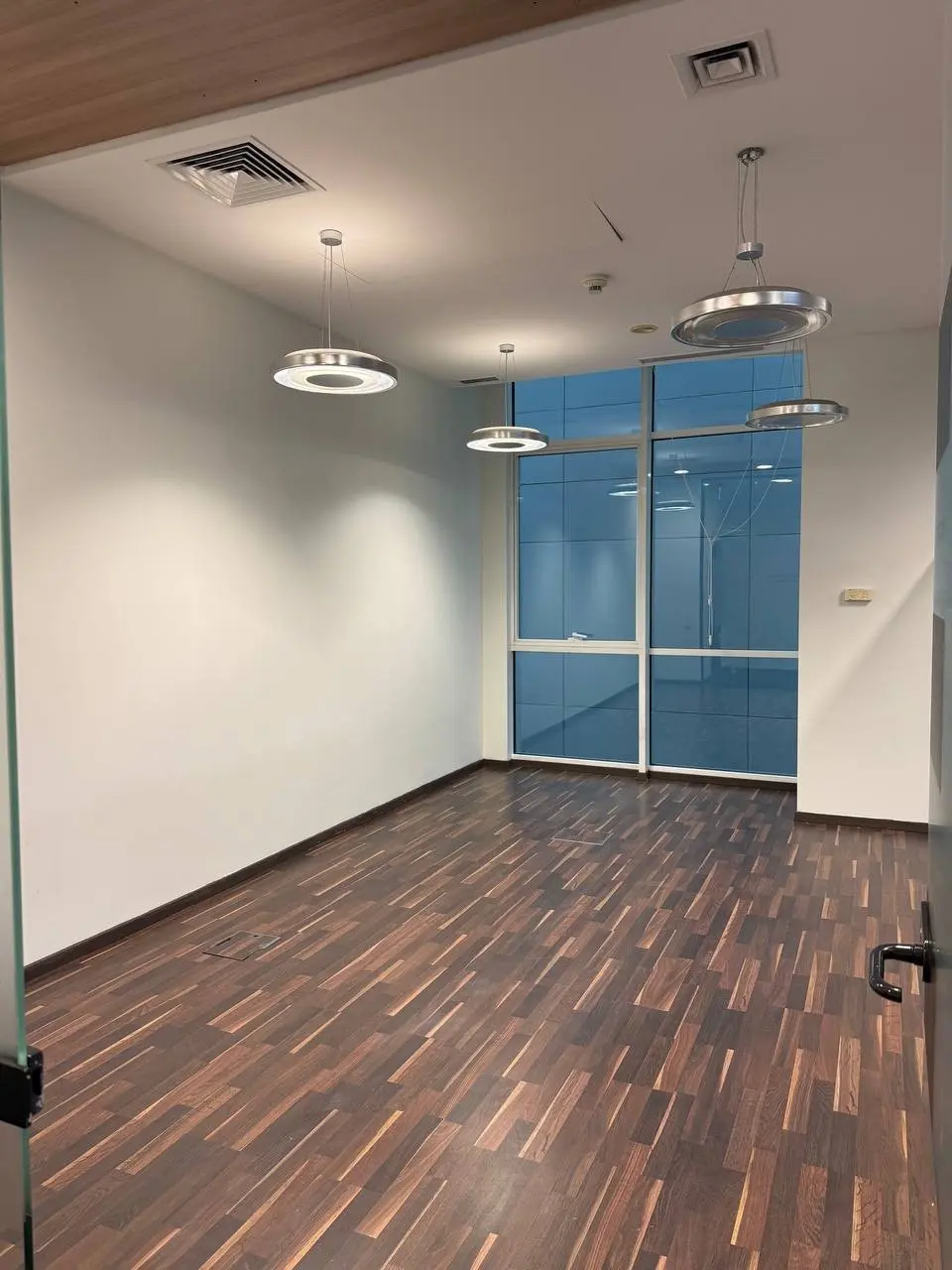Фото Rent an office, Solomianska Street 11 Kyiv for long-term rent, price: 14 $, code 8042