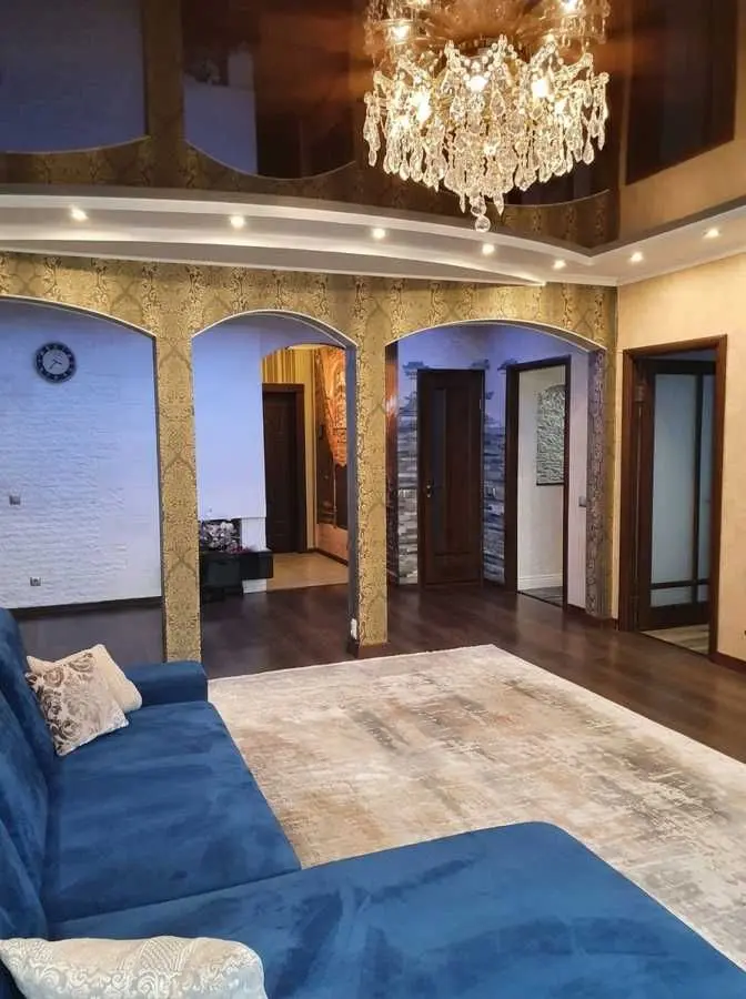 Фото Продаю 4 кімнатну квартиру, 126 кв. м, Олександра Мишуги вул. 12 Київ, ціна: 200000 USD, код 8043