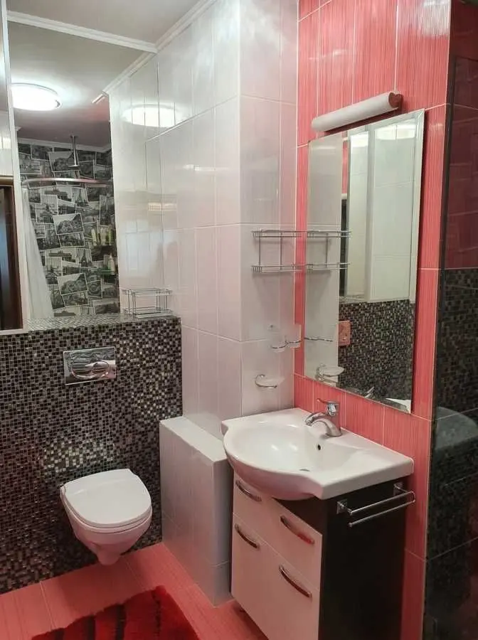 Фото Продаю 4 кімнатну квартиру, 126 кв. м, Олександра Мишуги вул. 12 Київ, ціна: 200000 USD, код 8043