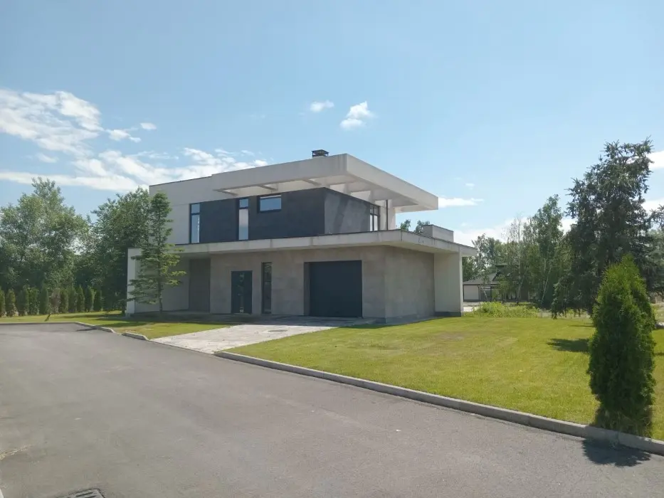 Фото Продаю дом, 220 кв. м, Центральная ул.  Киев, цена: 395000 $, код 8046