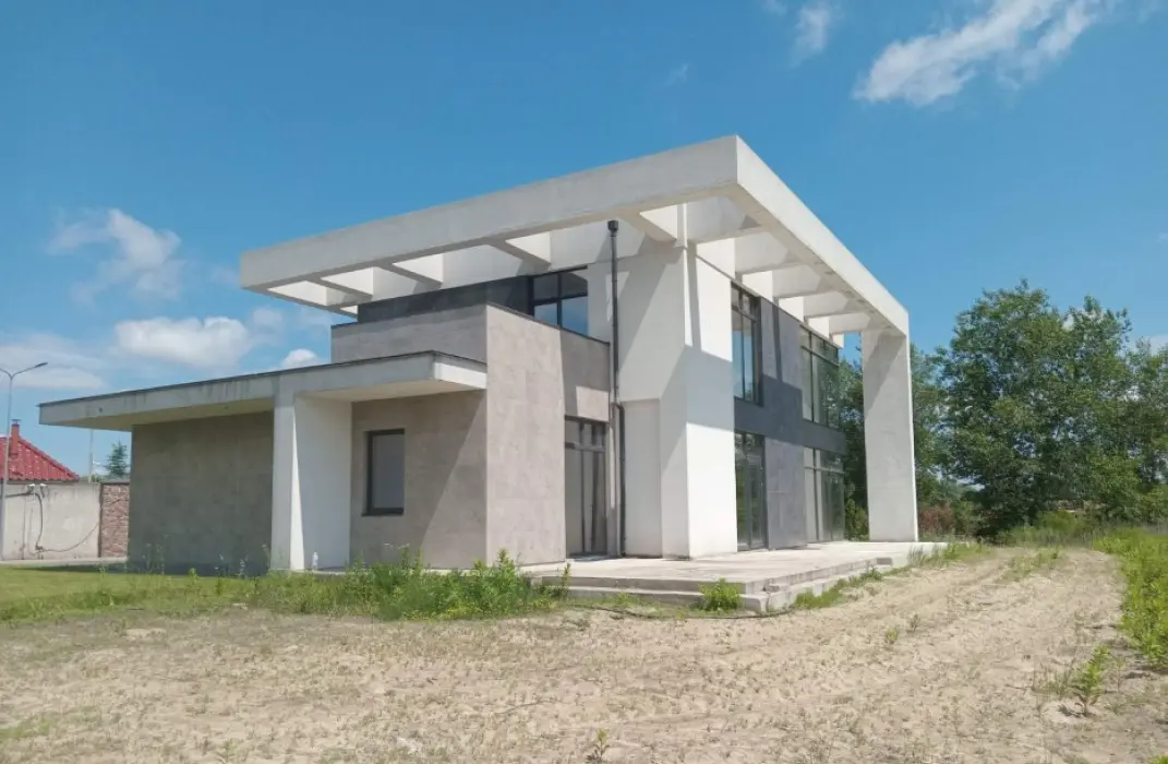 Фото Продаю дом, 220 кв. м, Центральная ул.  Киев, цена: 395000 $, код 8046