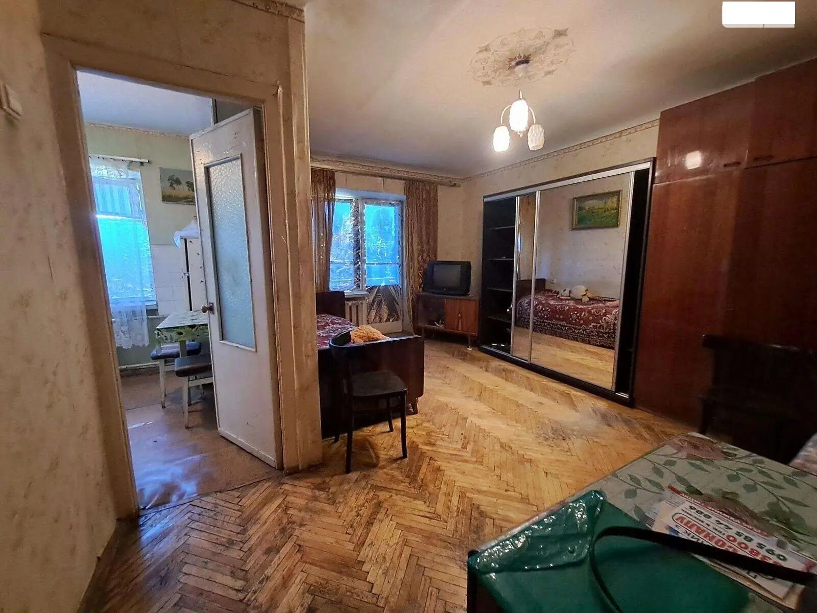 Фото Продаю 1 кімнатну квартиру, 33 кв. м, Миру просп. 13 Київ, ціна: 32000 $, код 8047