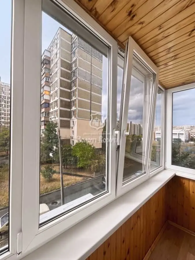 Фото Продаю 3 кімнатну квартиру, 76 кв. м, Київ, ціна: 65000 USD, код 8053