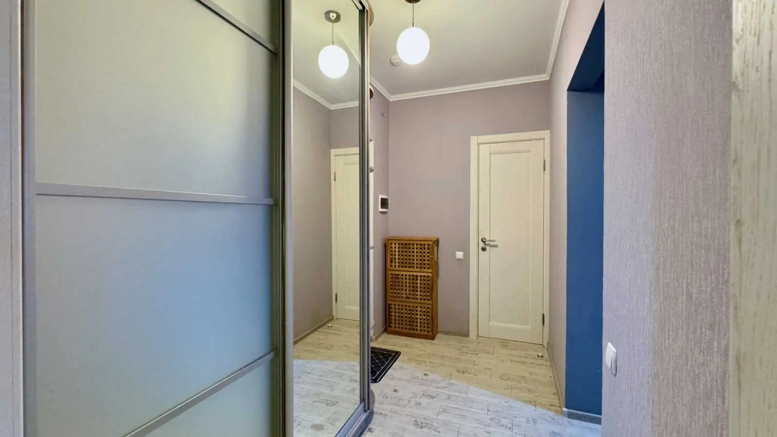 Фото Продаю 1 кімнатну квартиру, 44 кв. м, Петра Григоренка просп. 12 Київ, ціна: 75000 USD, код 8056