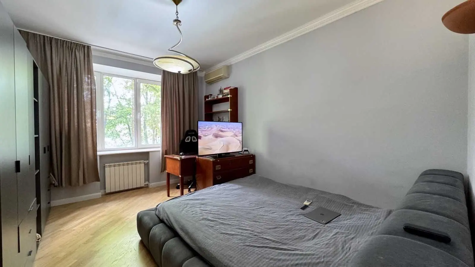Фото Продаю 4 кімнатну квартиру, 130 кв. м, Михайла Грушевського вул.  Київ, ціна: 265000 USD, код 8057