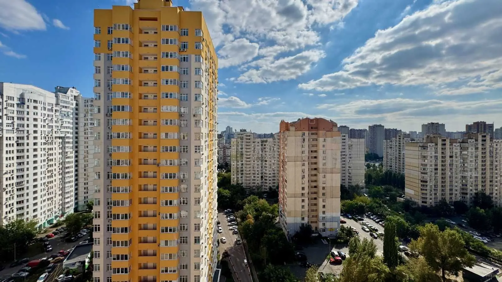 Фото Зняти 1 кімнатну квартиру, Олени Пчілки вул. 4 Київ в довгострокову оренду, ціна: 15000 UAH, код 8062