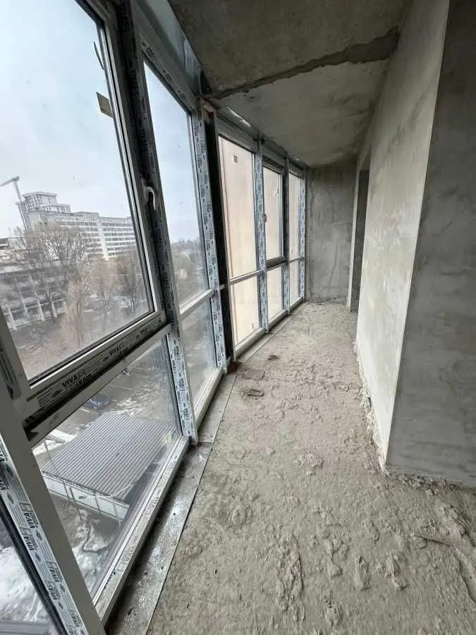 Фото Selling a 1-room apartment, 65 sq.m., Naberezhna Peremohy Street 7 Dnipro, price: 61750 USD, code 8064