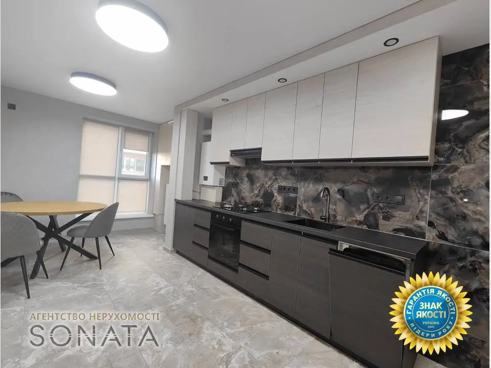 Фото Продаю 2 кімнатну квартиру, 61 кв. м, Байди Вишневецького вул. (Свердлова) 101 Черкаси, ціна: 118000 $, код 8065