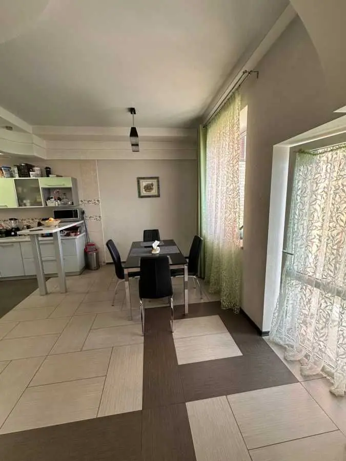 Фото Продаю будинок, 322 кв. м, Кривоноса вул.  Дніпро, ціна: 170000 USD, код 8071