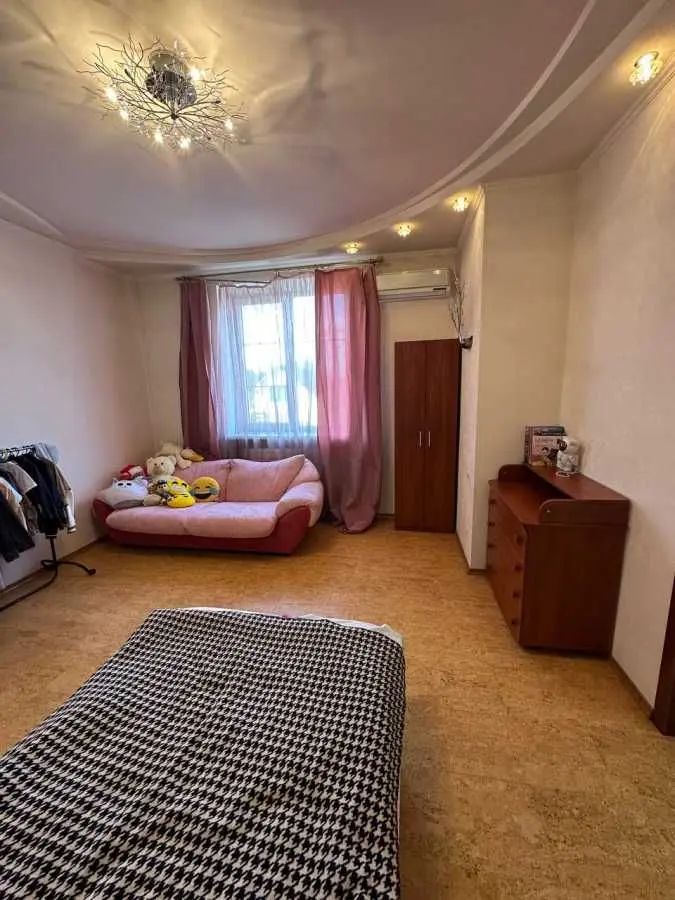 Фото Продаю будинок, 322 кв. м, Кривоноса вул.  Дніпро, ціна: 170000 USD, код 8071