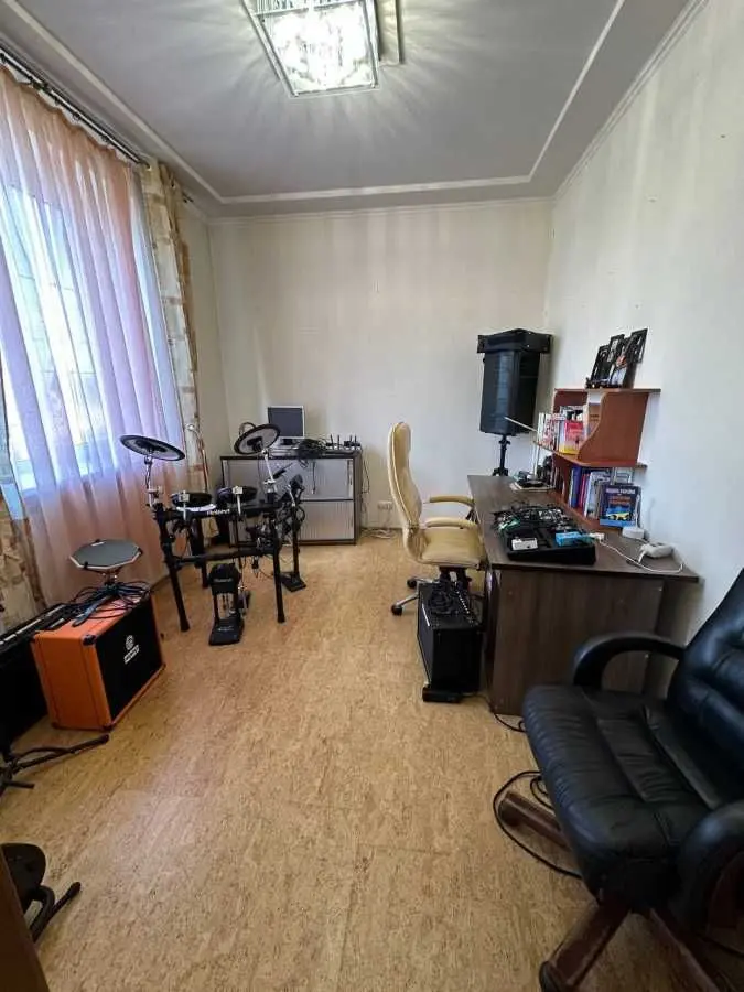 Фото Продаю будинок, 322 кв. м, Кривоноса вул.  Дніпро, ціна: 170000 USD, код 8071
