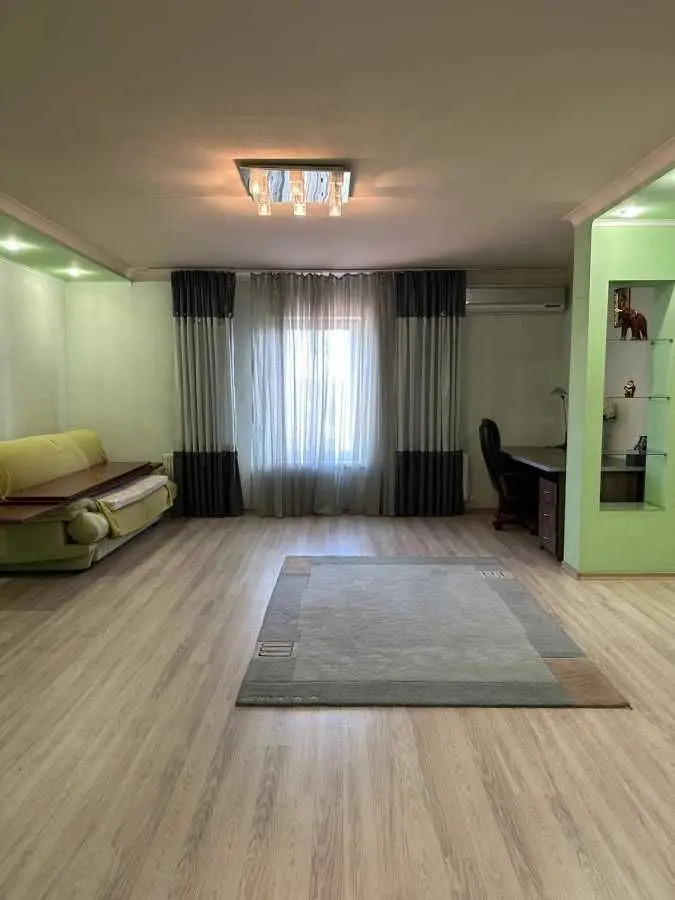 Фото Продаю будинок, 322 кв. м, Кривоноса вул.  Дніпро, ціна: 170000 USD, код 8071