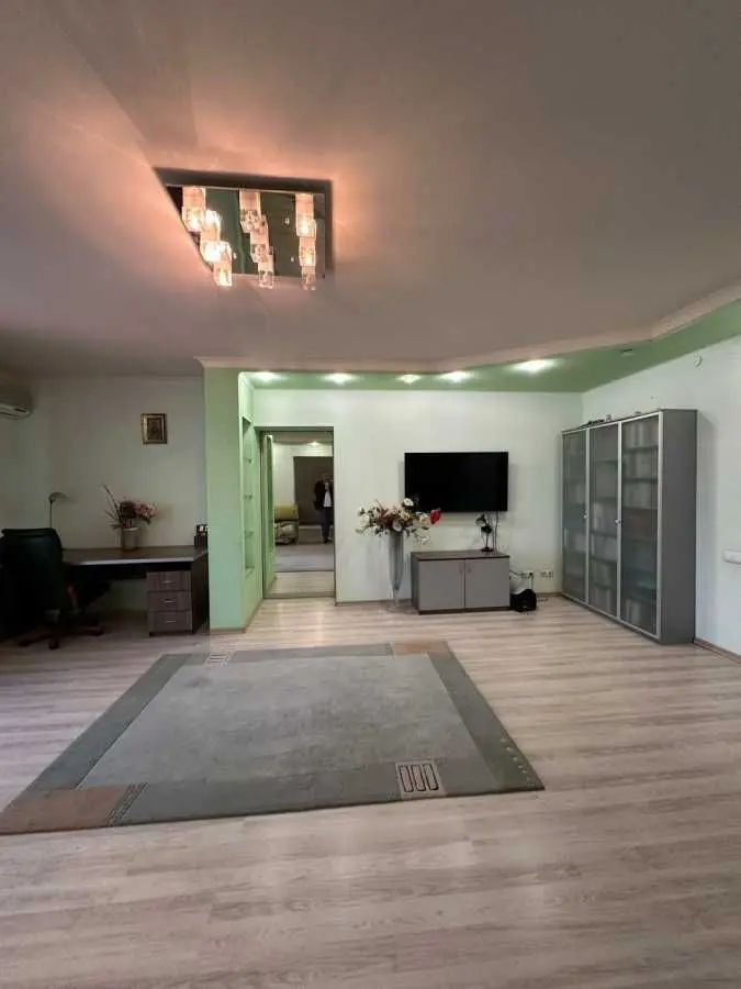 Фото Продаю будинок, 322 кв. м, Кривоноса вул.  Дніпро, ціна: 170000 USD, код 8071