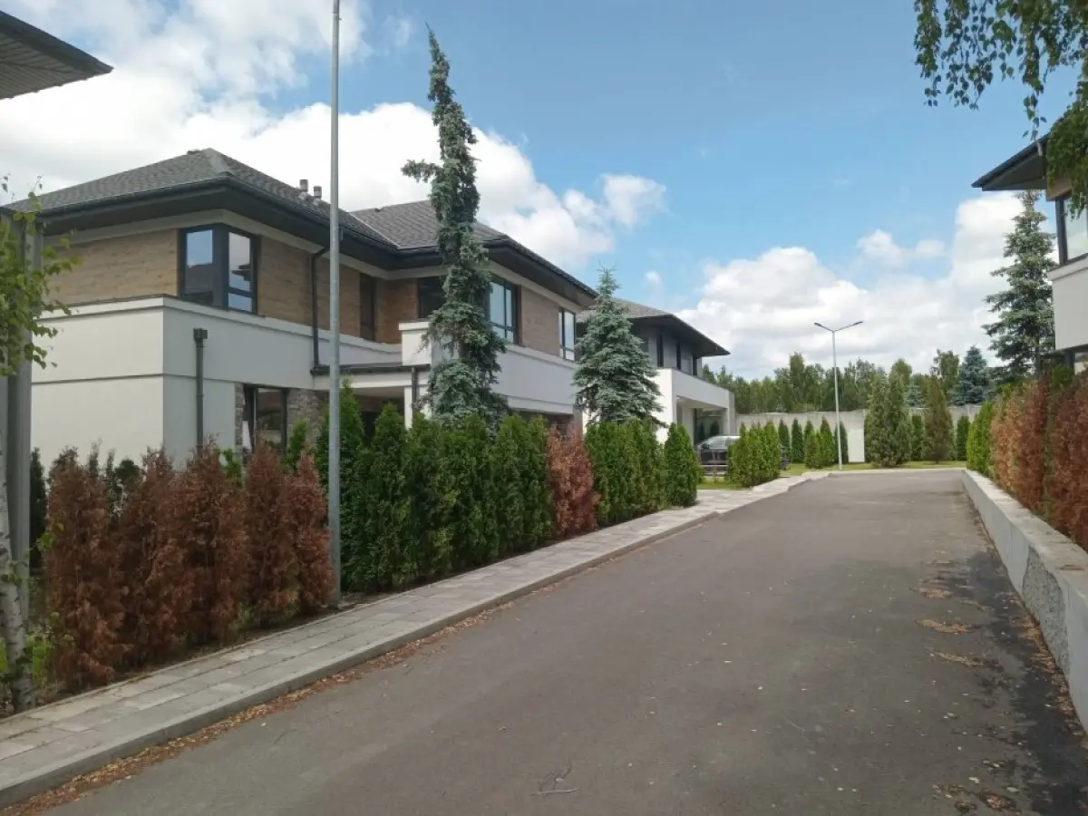 Фото Selling a house, 320 sq.m., Tsentralna street  Kyiv, price: 590000 $, code 8075