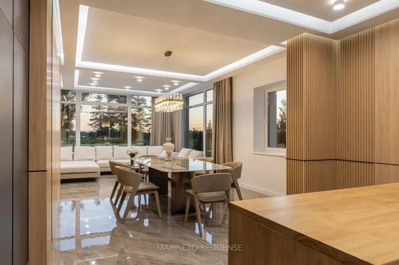 Фото Продаю будинок, 320 кв. м, Центральна вул.  Київ, ціна: 950000 $, код 8078