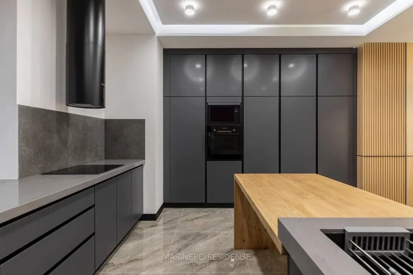 Фото Продаю будинок, 320 кв. м, Центральна вул.  Київ, ціна: 950000 $, код 8078