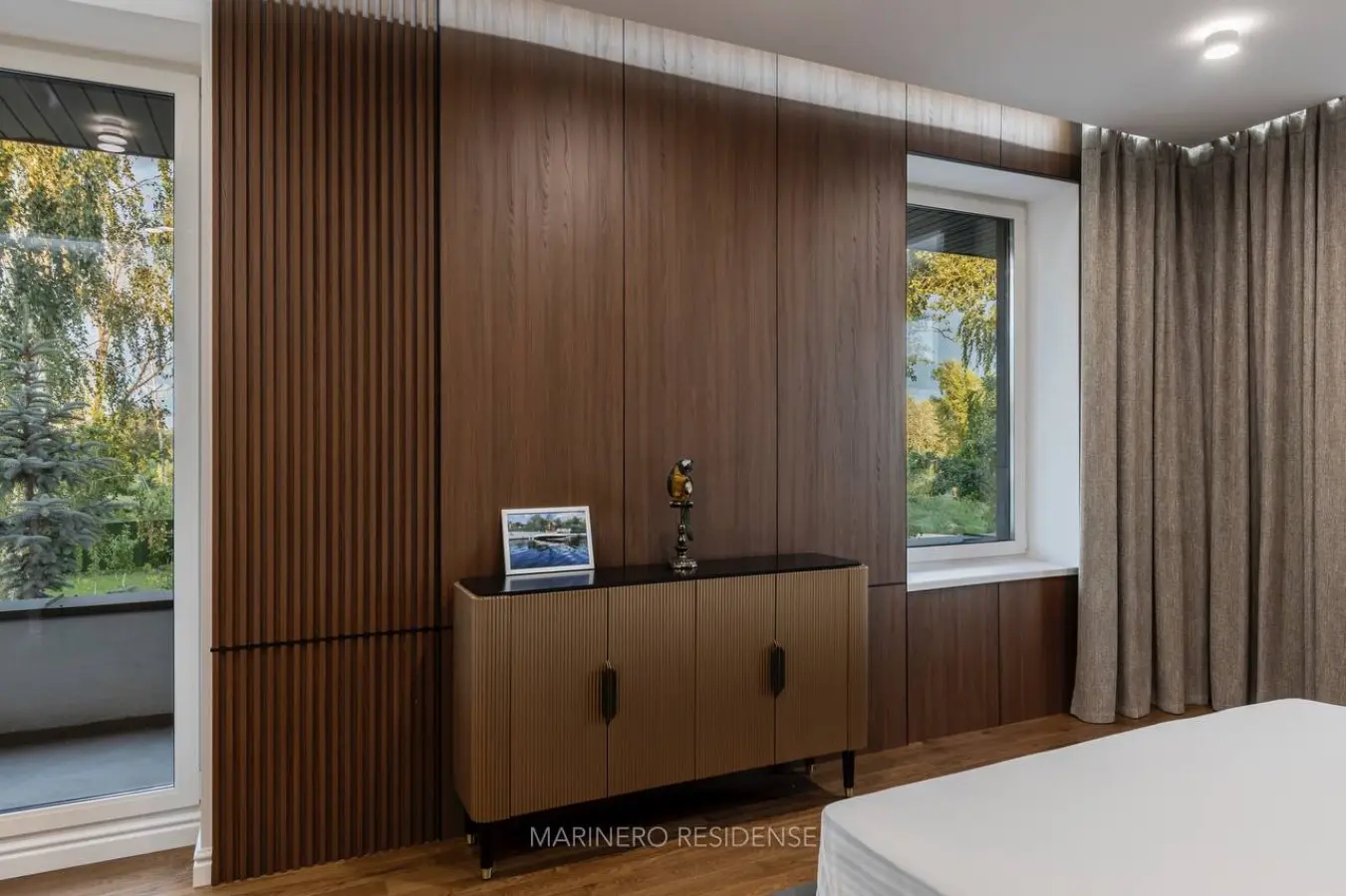 Фото Продаю будинок, 320 кв. м, Центральна вул.  Київ, ціна: 950000 $, код 8078