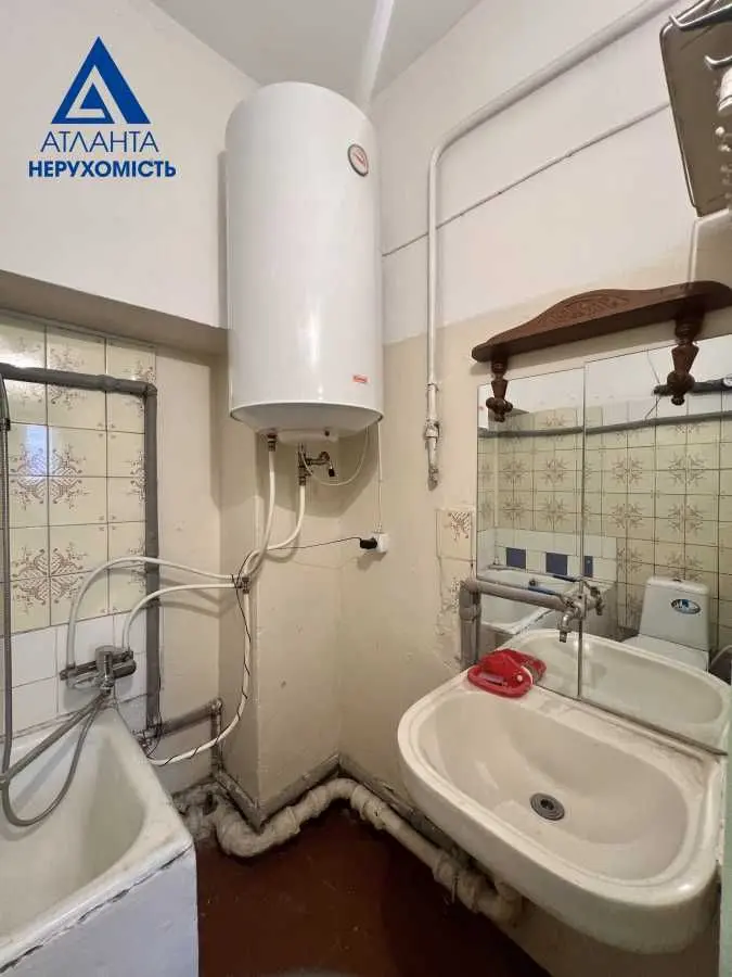 Фото Продаю 2 кімнатну квартиру, 43.8 кв. м, Дубнівська вул. 21 Луцьк, ціна: 44000 USD, код 8080