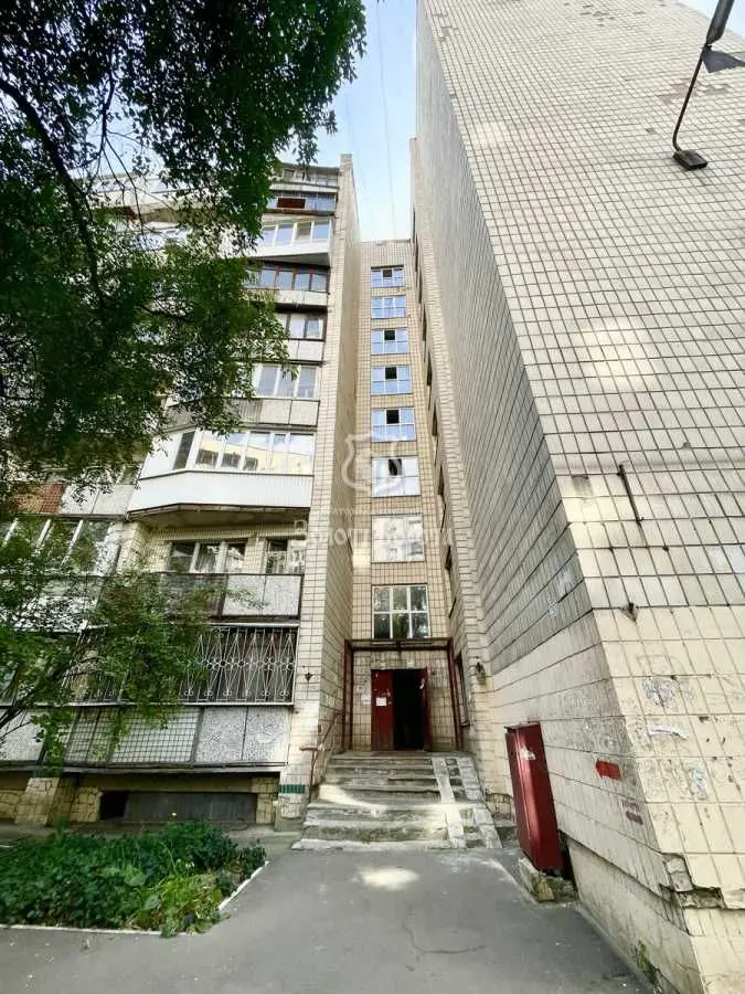 Фото Продаю 1 кімнатну квартиру, 29.5 кв. м, Сім’ї Ідзиковських вул. (Михайла Мишина) 17 Київ, ціна: 40000 USD, код 8081
