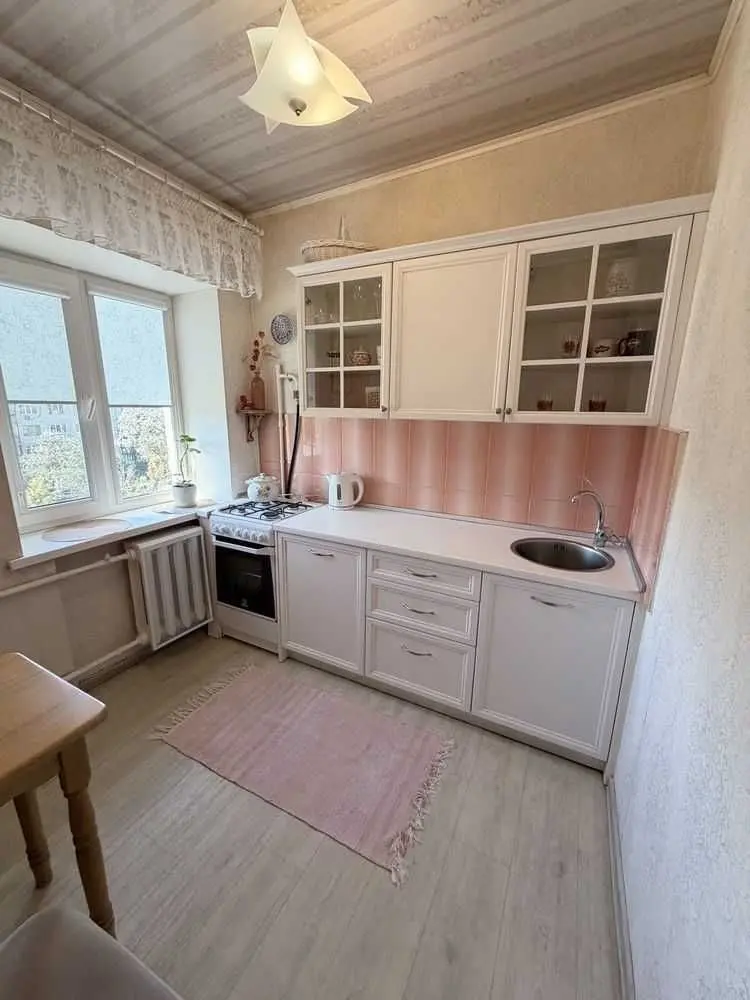 Фото Зняти 1 кімнатну квартиру, Данила Щербаківського вул. (Щербакова)  Київ в довгострокову оренду, ціна: 13000 UAH, код 8087