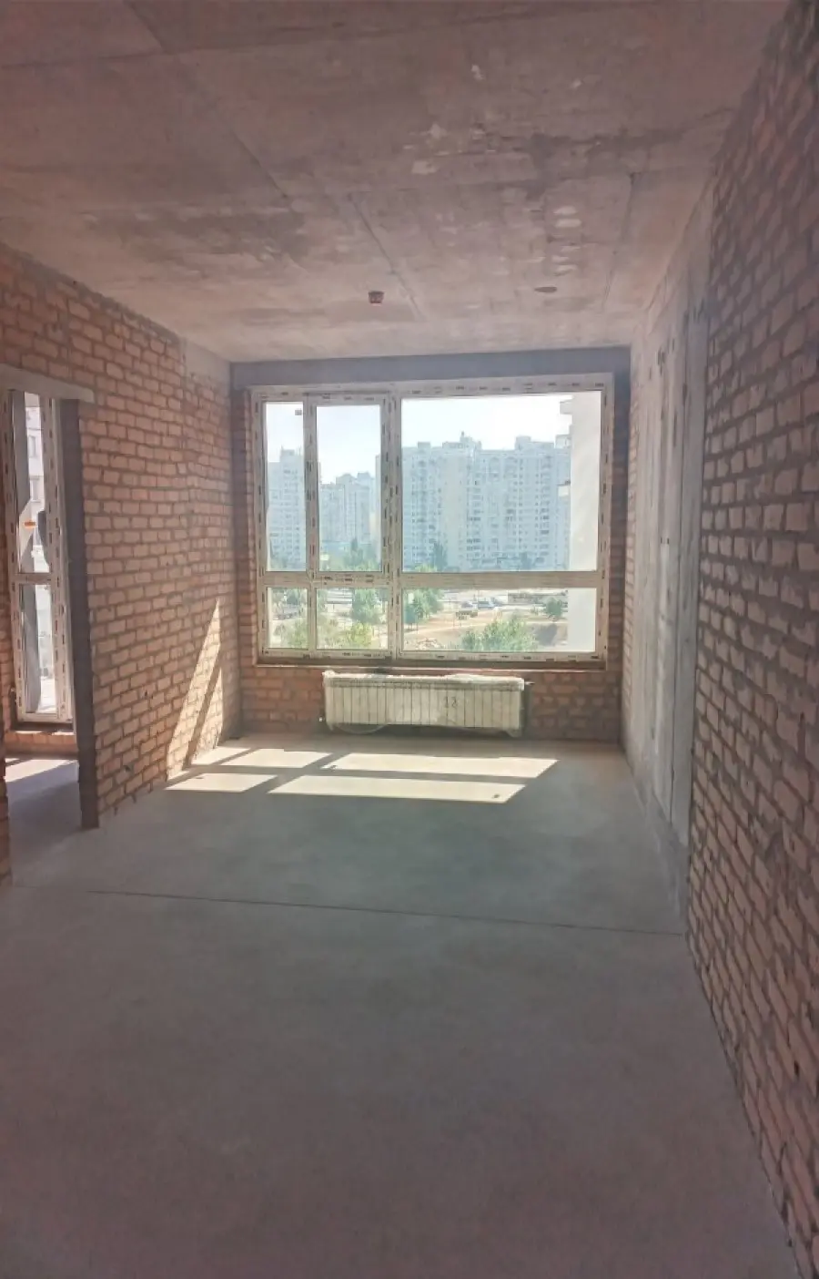 Фото Продаю 1-комнатную квартиру, 46 кв. м, Драгоманова ул. 31 Киев, цена: 103500 $, код 8098