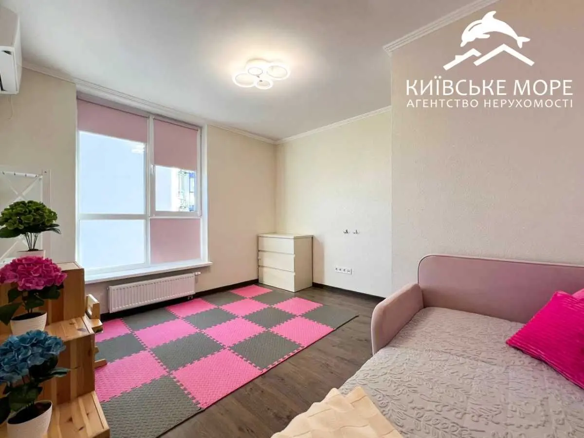 Фото Selling a 3-room apartment, 96 sq.m., Ivana Vyhovskoho street (Marshala Hrechka Street)  Kyiv, price: 140000 USD, code 8103