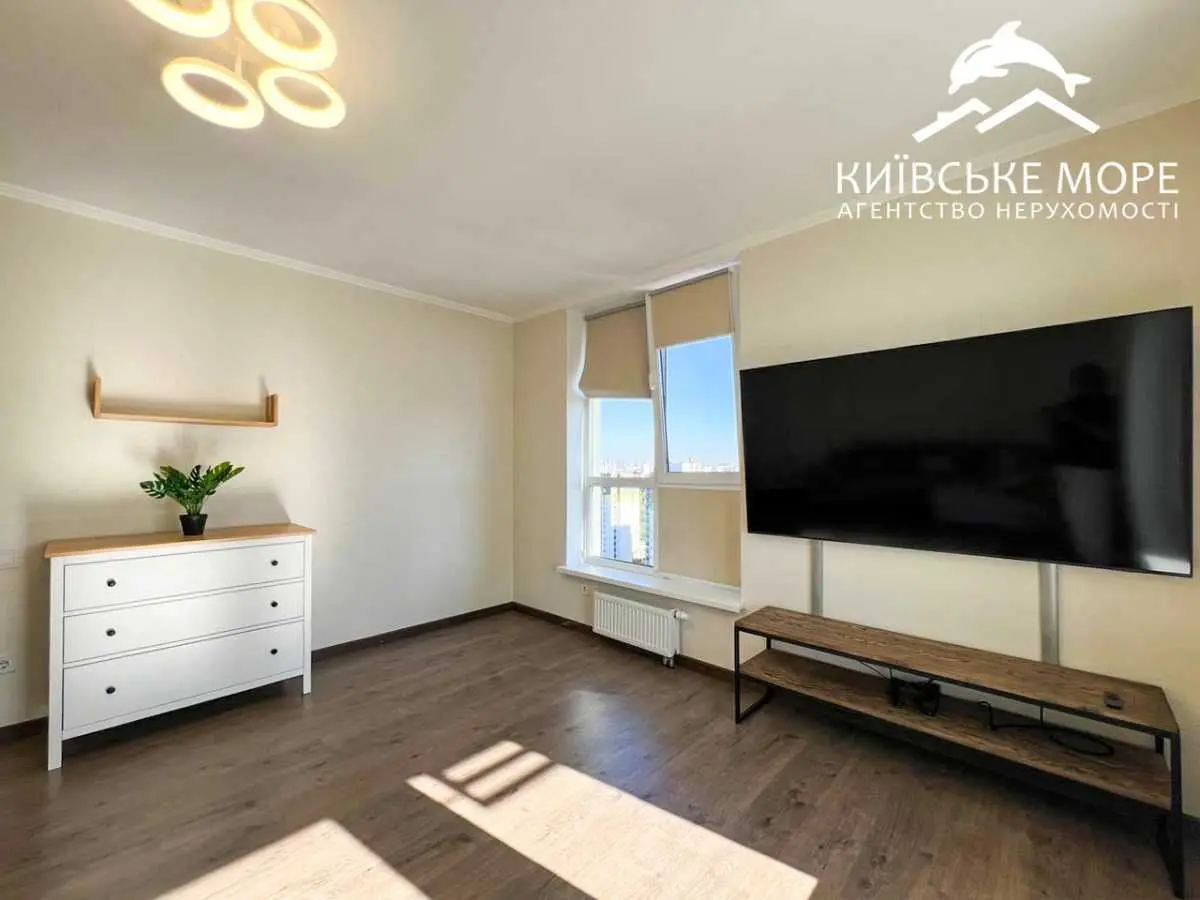 Фото Selling a 3-room apartment, 96 sq.m., Ivana Vyhovskoho street (Marshala Hrechka Street)  Kyiv, price: 140000 USD, code 8103