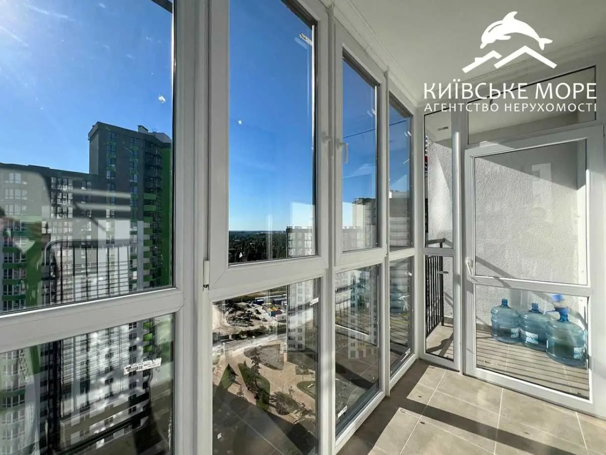 Фото Selling a 3-room apartment, 96 sq.m., Ivana Vyhovskoho street (Marshala Hrechka Street)  Kyiv, price: 140000 USD, code 8103